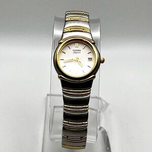 Vintage Citizen Elegance 90’s Round Gold Silver tones Ladies watch Working